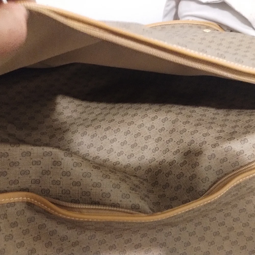 Gucci - Picture 6 of 12